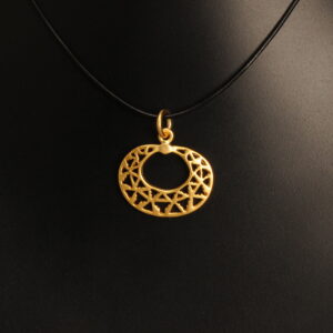 pandantiv-semiluna-medie-decor-piramidal-cultura-tairona